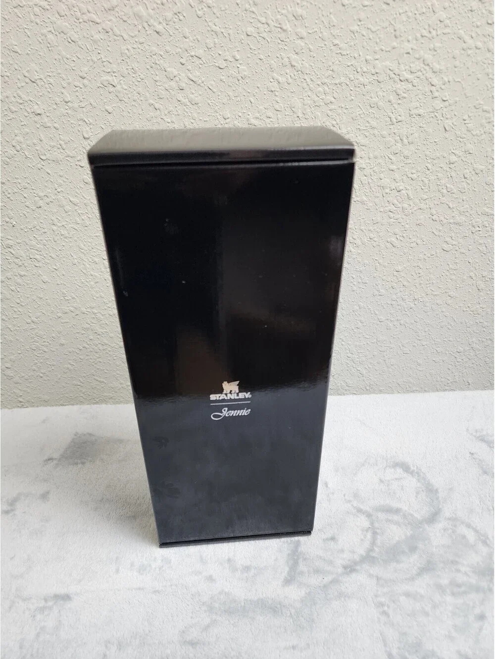 🤩STANLEY X JENNIE BLACK 12OZ ALL DAY SLIM LUXE BOTTLE LIMITED EDITION IN HAND